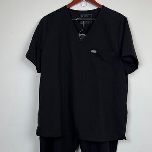 Figs Black Men's V-Neck set sz xxl
